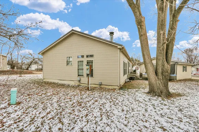 $94,900 | 1557 Hancock Drive, Urbana, IL 61802