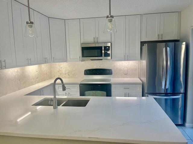 1817 18th Court, Unit 1817 Jupiter, FL 33477 - Photo 4 of 18 8d997356-d75f-4f1b-bf59-5883df128dfa