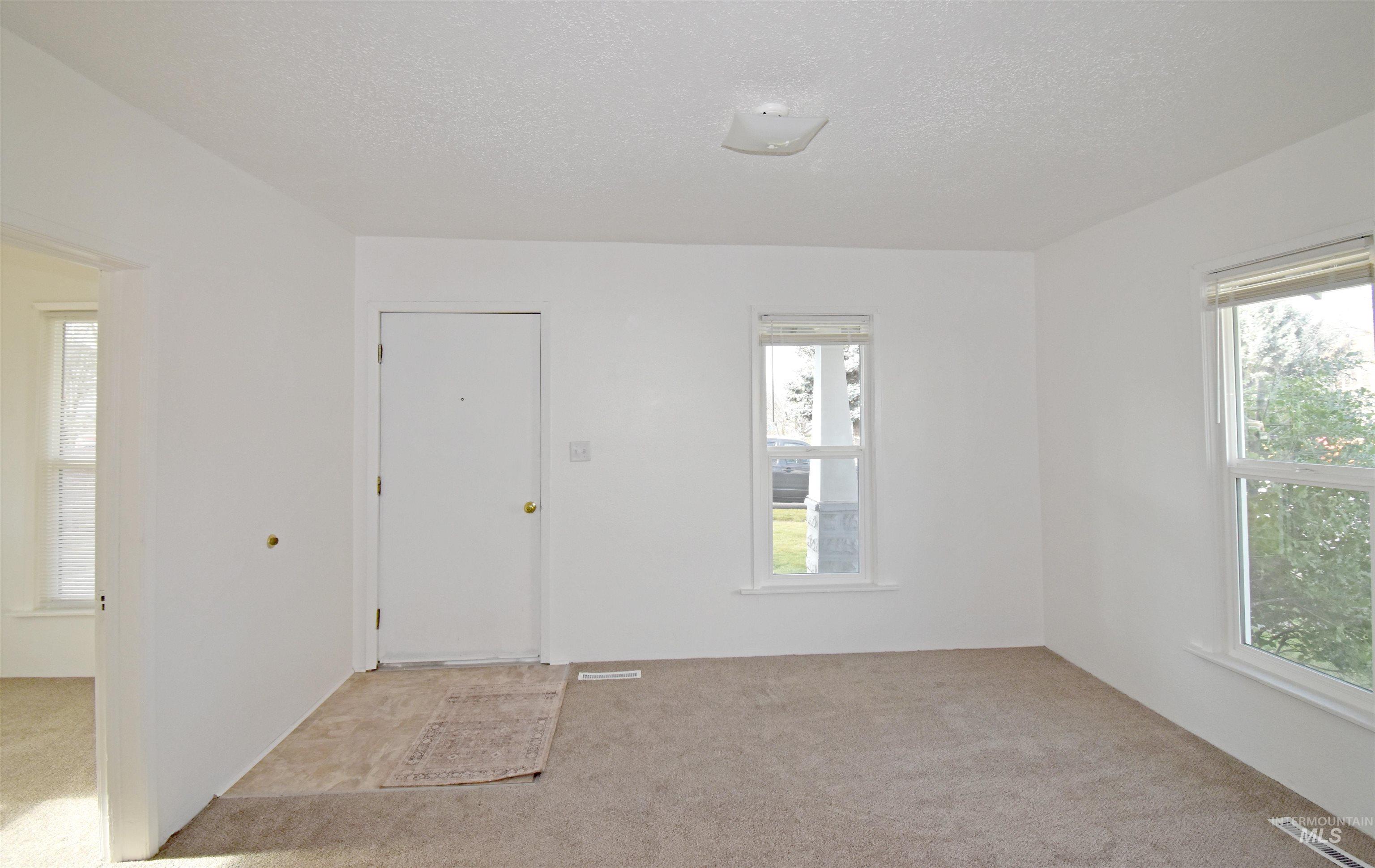 933 9th Street Clarkston, WA 99403 - Photo 10 of 27