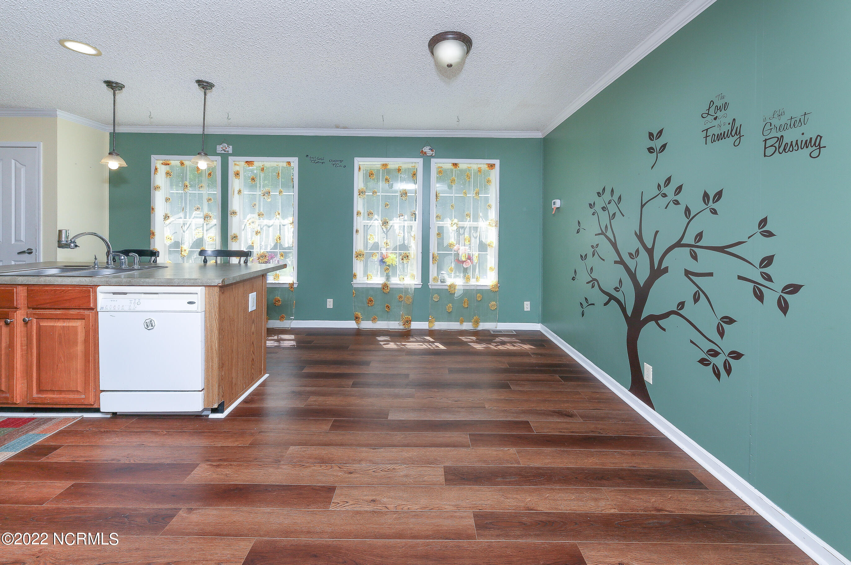 8 Franks Road Gates, NC 27937 - Photo 8 of 27 DINING ROOM