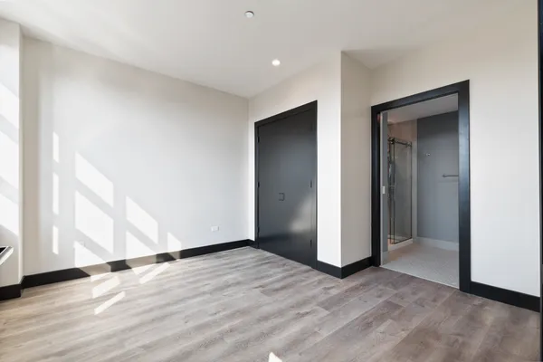 $4,025 | 1123 West Randolph Street, Unit 401, Chicago, IL 60607