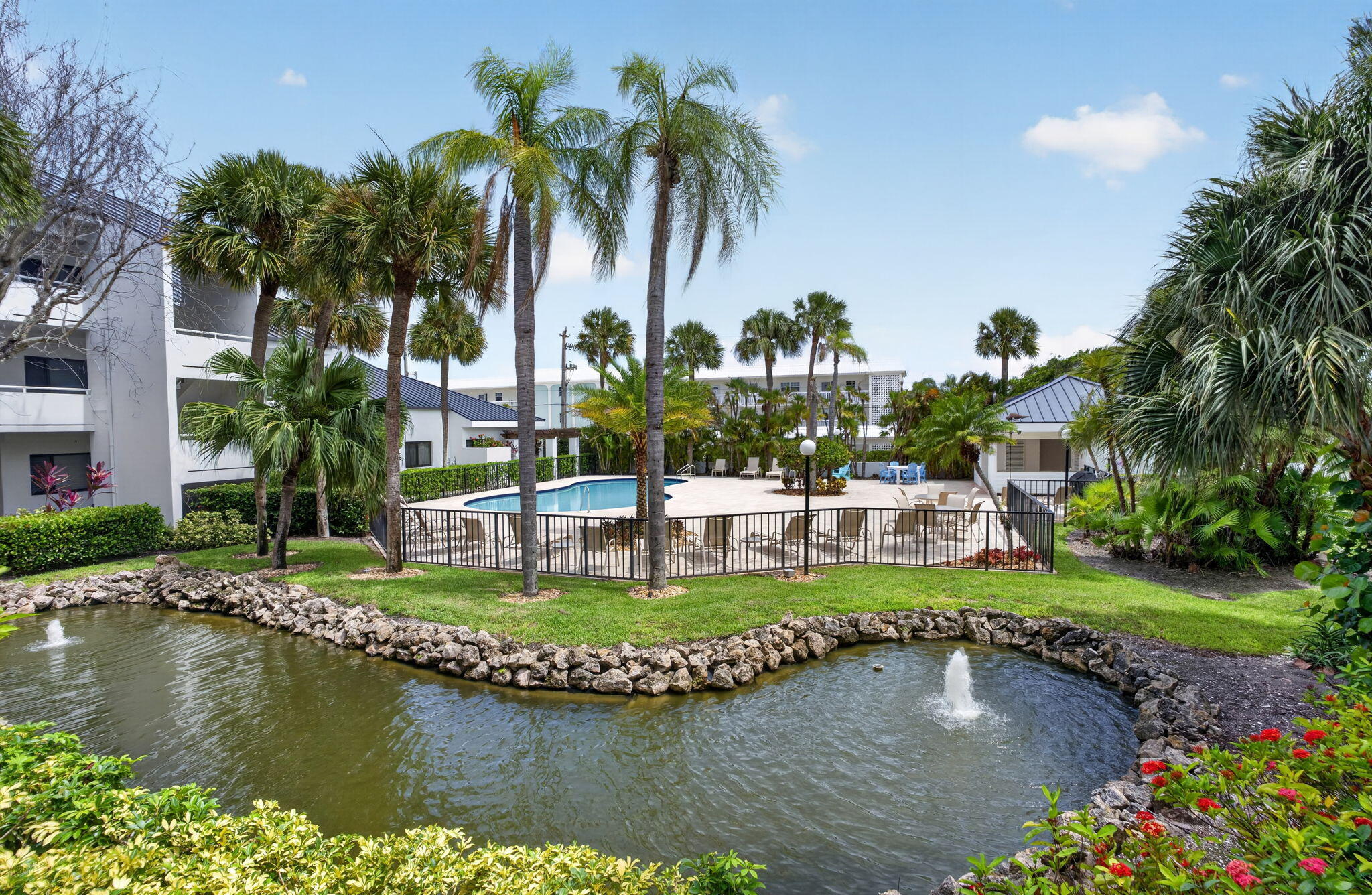 200 Waterway Road, Unit 104 Tequesta, FL 33469 - Photo 43 of 68 5-web-or-mls-_MLP8751
