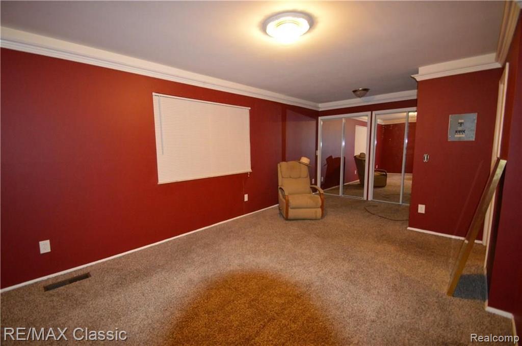 29242 Hoover Road Warren, MI 48093 - Photo 27 of 36