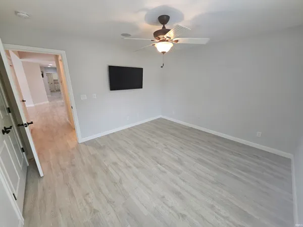 $376,500 | 8018 Wolf Creek Court, Evansville, IN 47712