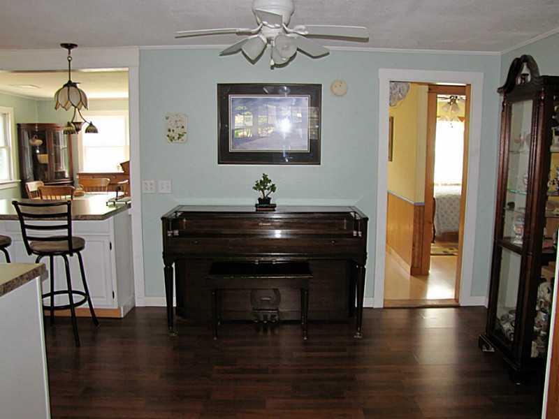 355 Waldo Station Road Belfast, ME 04915 - Photo 16 of 33 Den.