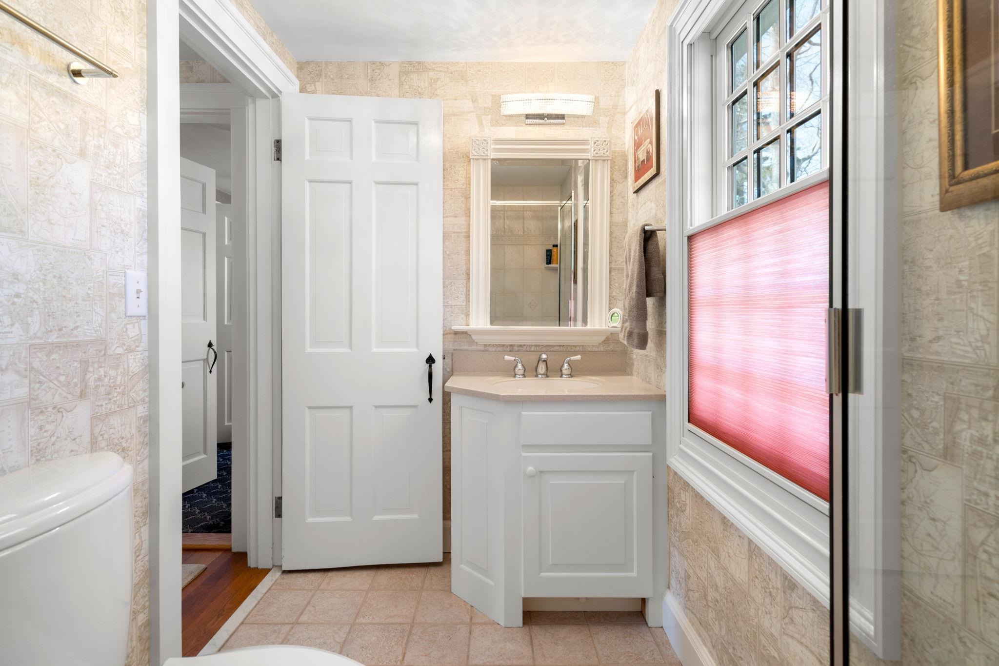 45 Pine Street Exeter, NH 03833 - Photo 20 of 40