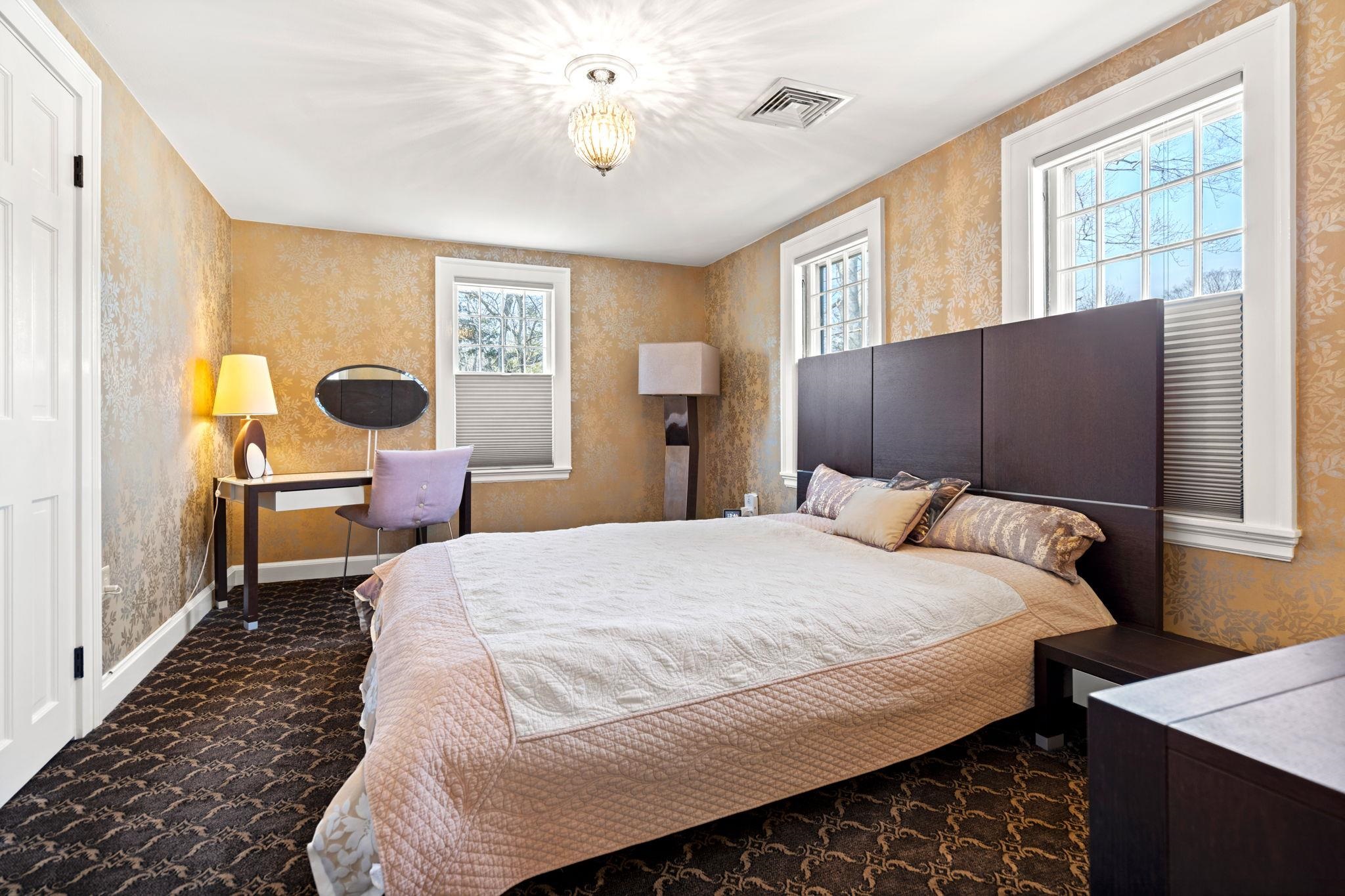 45 Pine Street Exeter, NH 03833 - Photo 21 of 40