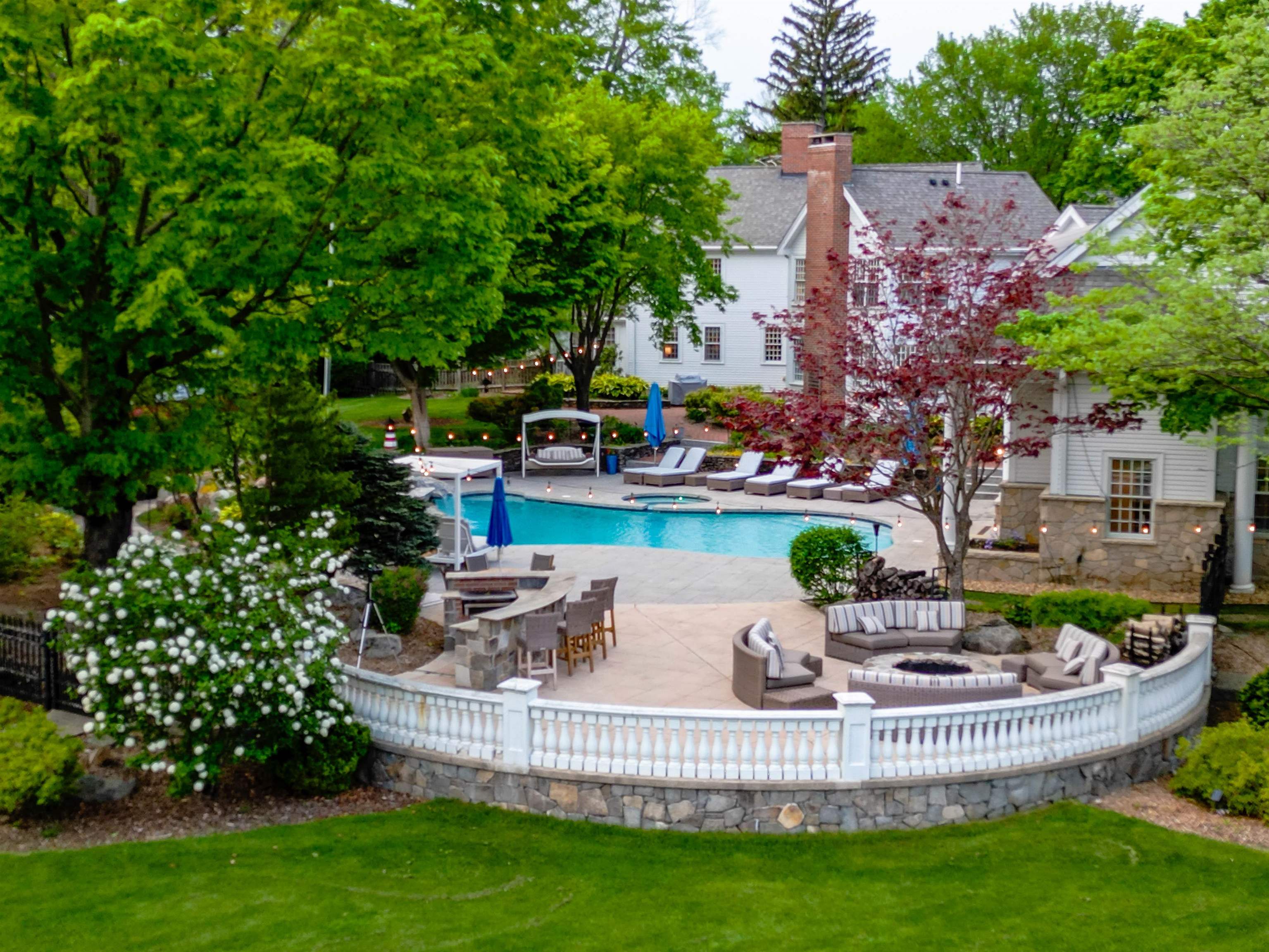 45 Pine Street Exeter, NH 03833 - Photo 3 of 40