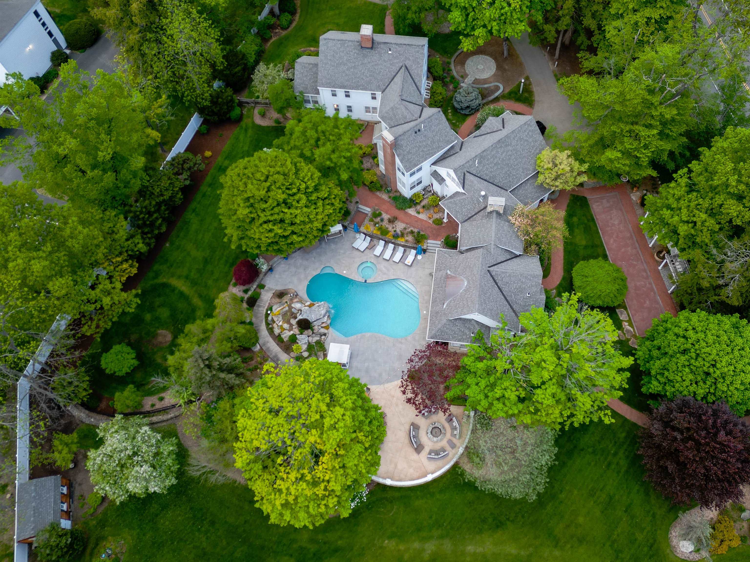 45 Pine Street Exeter, NH 03833 - Photo 4 of 40