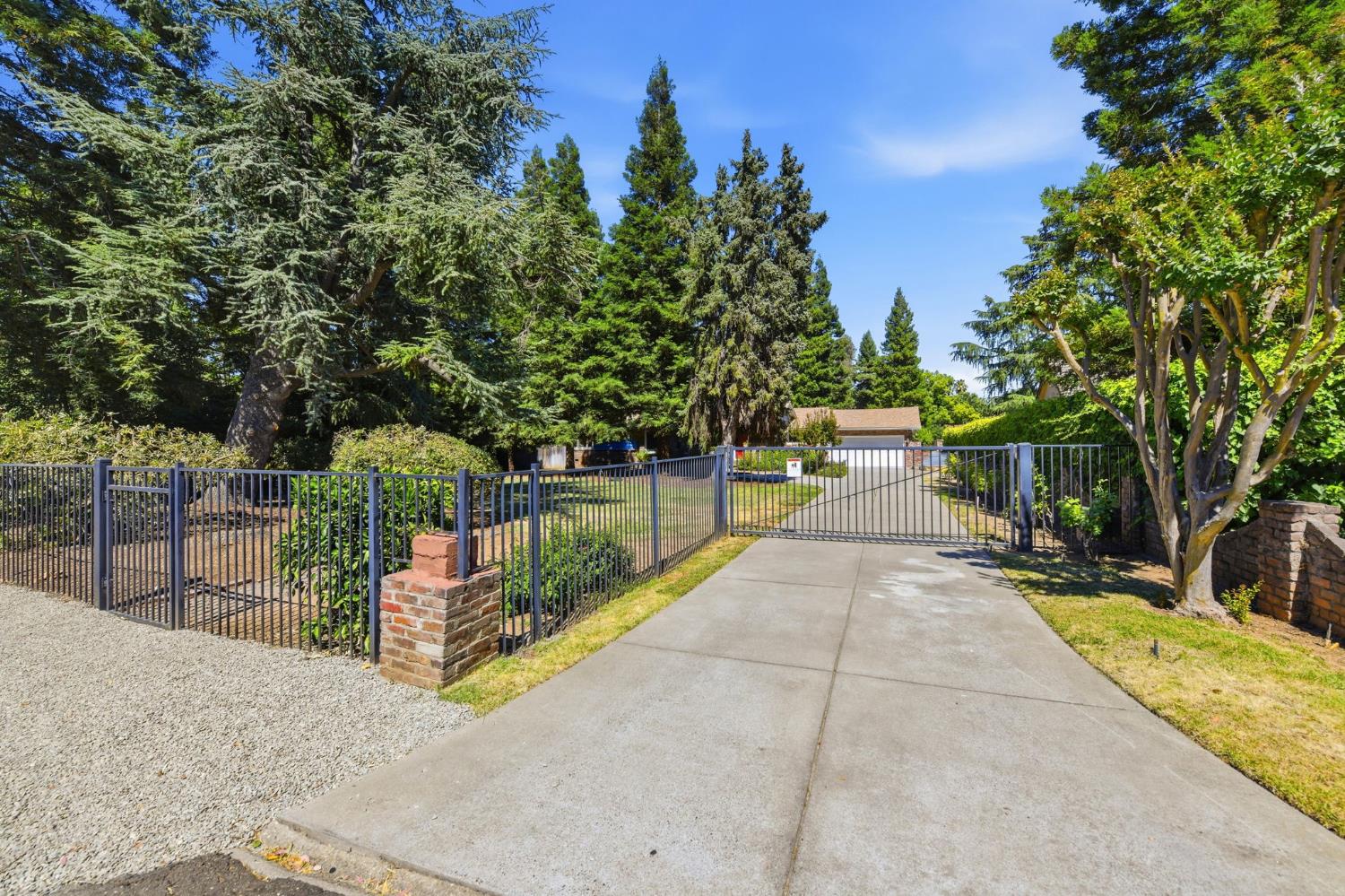 3012 Root Avenue Carmichael, CA 95608 - Photo 6 of 76