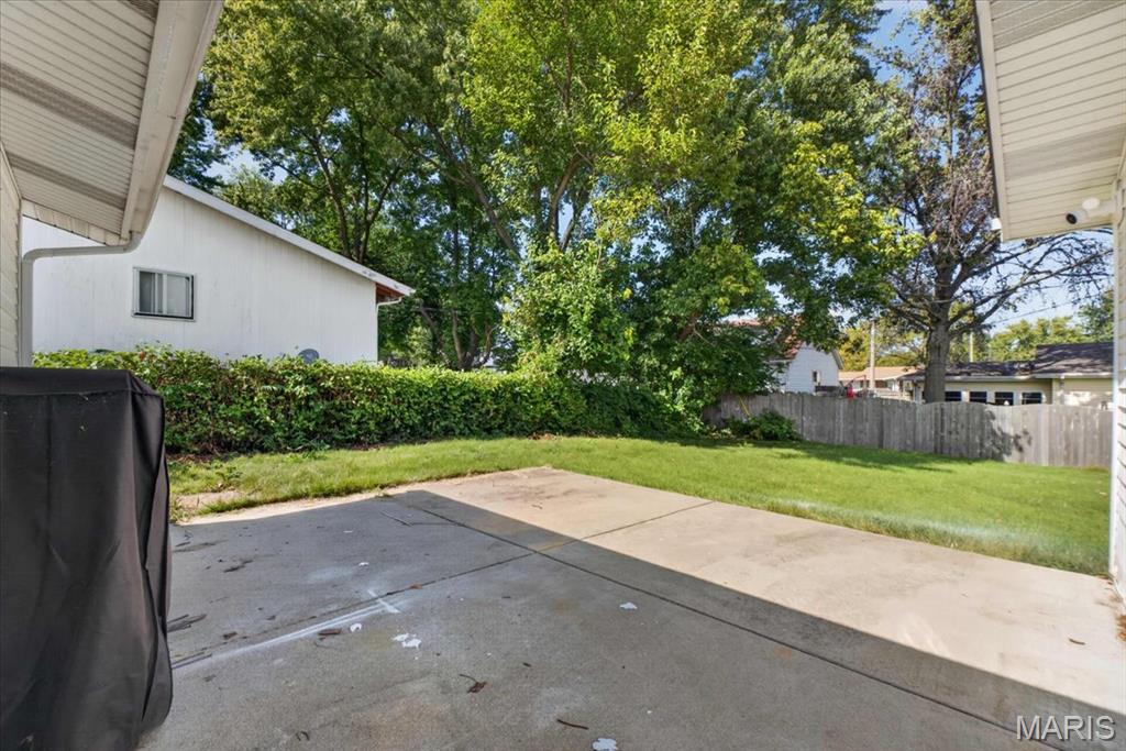 1395 Derhake Road Florissant, MO 63033 - Photo 19 of 21 Gallery Image 19