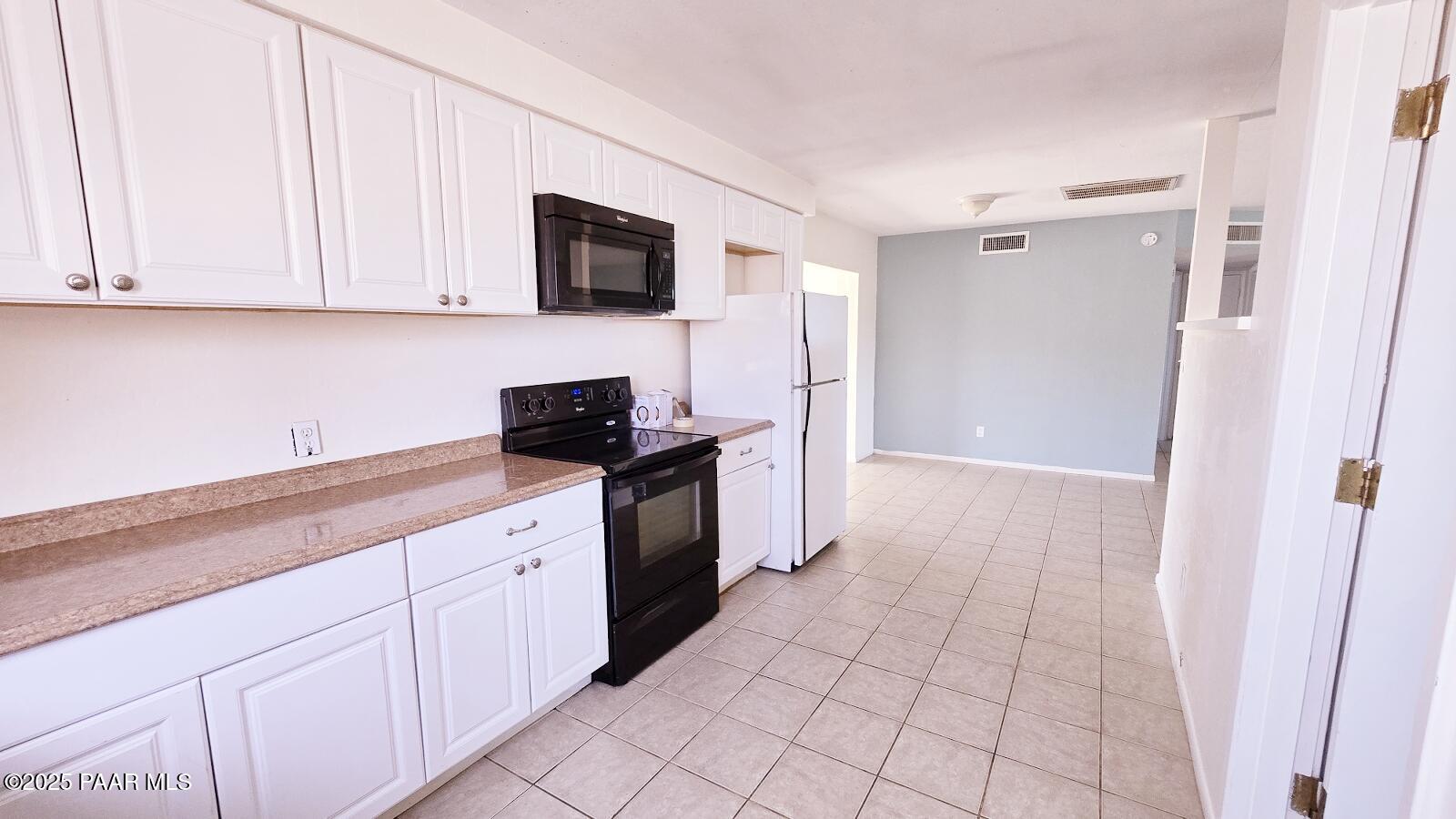 13553 South Burton Road Mayer, AZ 86333 - Photo 6 of 18 2025-02-20-13-21-22-719