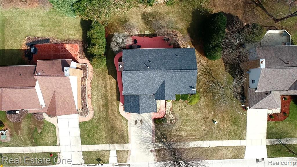 187 Saxon Court Rochester Hills, MI 48307 - Photo 40 of 47