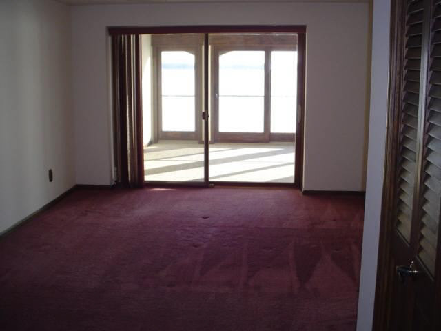 12275 North Ogden Point Road Syracuse, IN 46567 - Photo 11 of 23 Gallery Image 11
