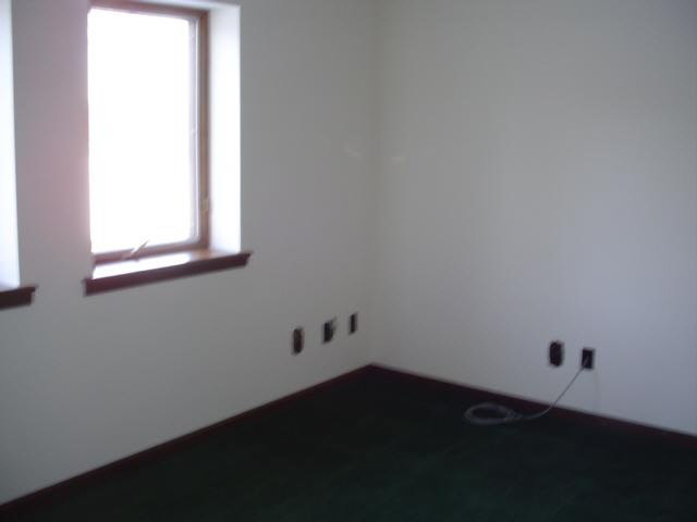 12275 North Ogden Point Road Syracuse, IN 46567 - Photo 12 of 23 Gallery Image 12