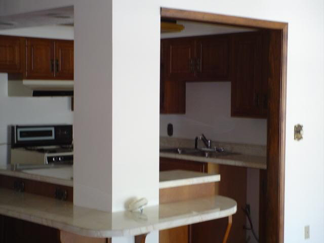 12275 North Ogden Point Road Syracuse, IN 46567 - Photo 9 of 23 Gallery Image 9