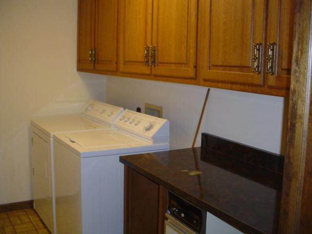 12275 North Ogden Point Road Syracuse, IN 46567 - Photo 10 of 23 Gallery Image 10