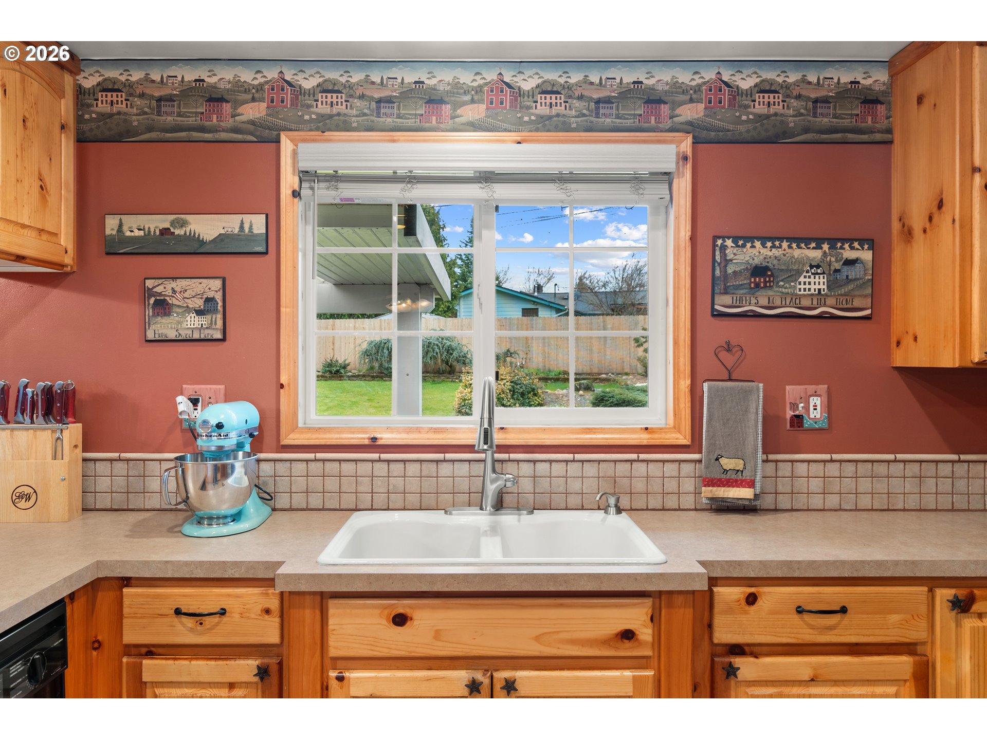 18030 Southeast Pershing Court Portland, OR 97236 - Photo 19 of 45 Kitchen