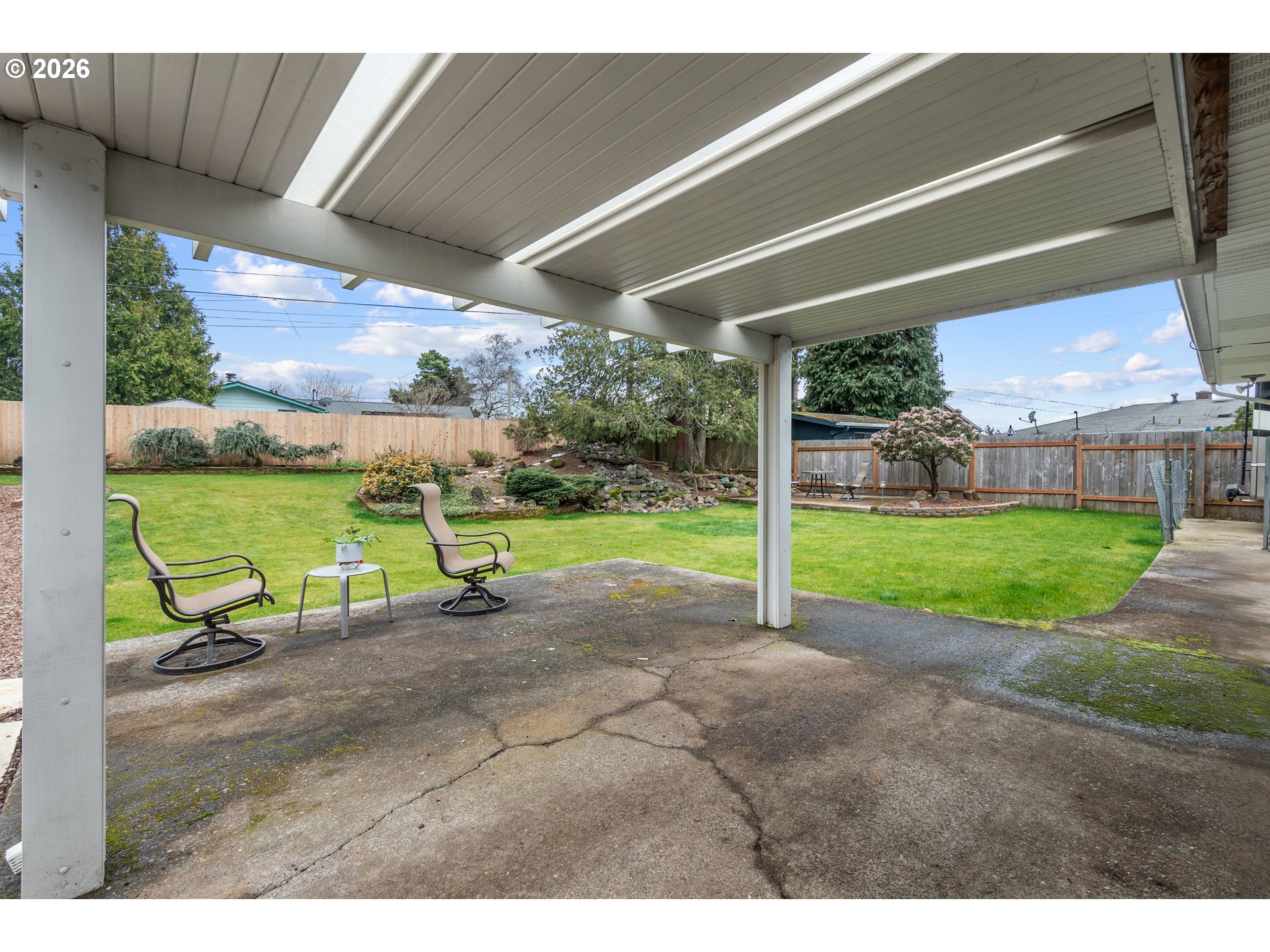 18030 Southeast Pershing Court Portland, OR 97236 - Photo 27 of 45 Covered Patio