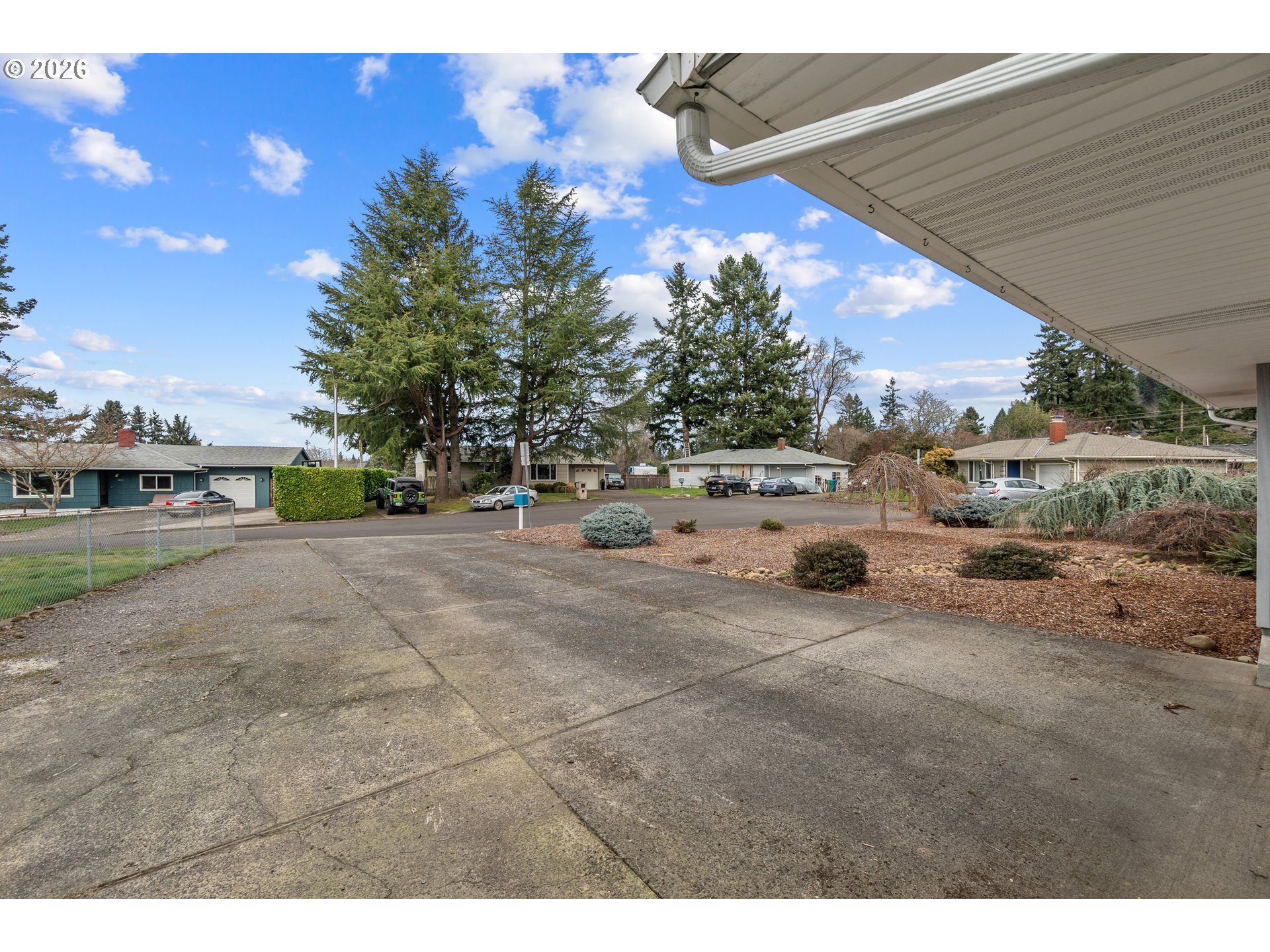 18030 Southeast Pershing Court Portland, OR 97236 - Photo 5 of 45 Exterior