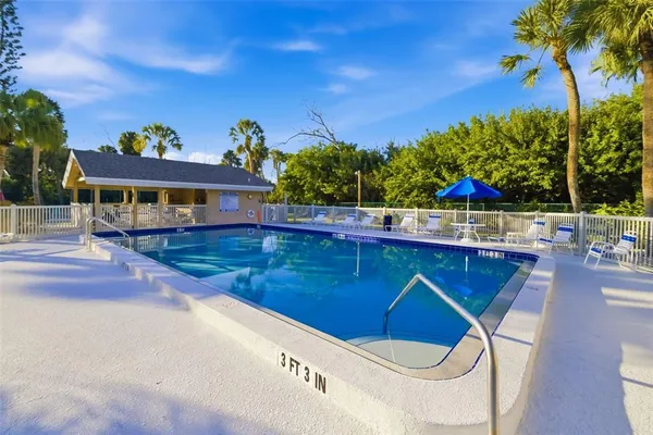 a view of a tennis court
