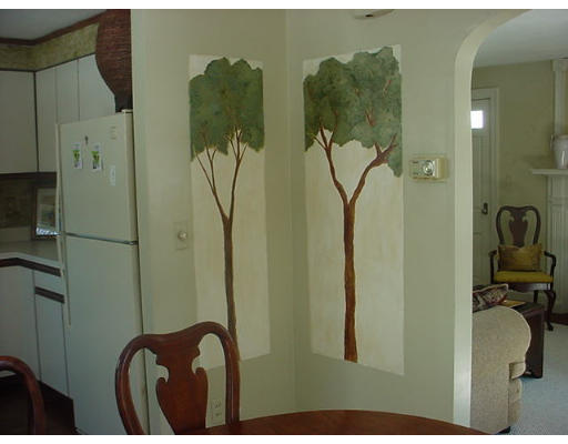 1374 Plumtree Road Springfield, MA 01119 - Photo 4 of 9