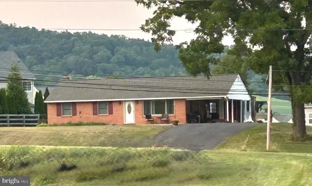 $515,000 | 2642 Canada Hill Road, Myersville, MD 21773