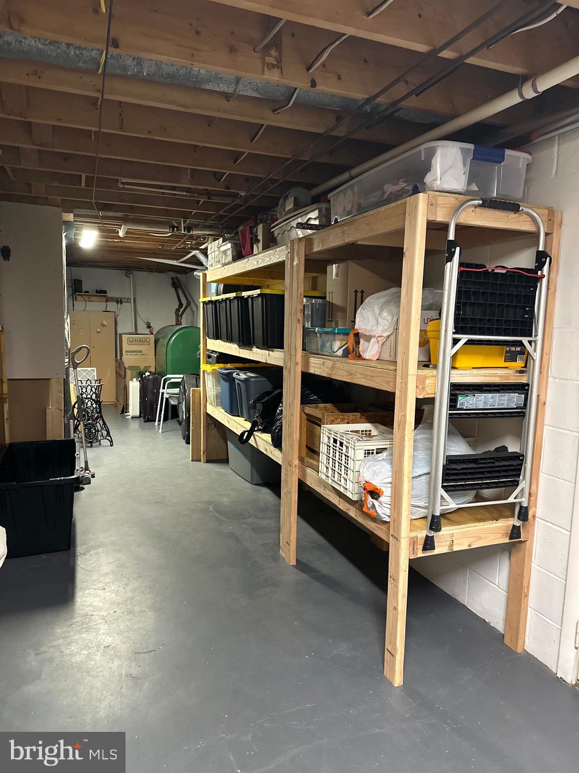 2642 Canada Hill Road Myersville, MD 21773 - Photo 27 of 33 a view of an empty room with air conditioner duct