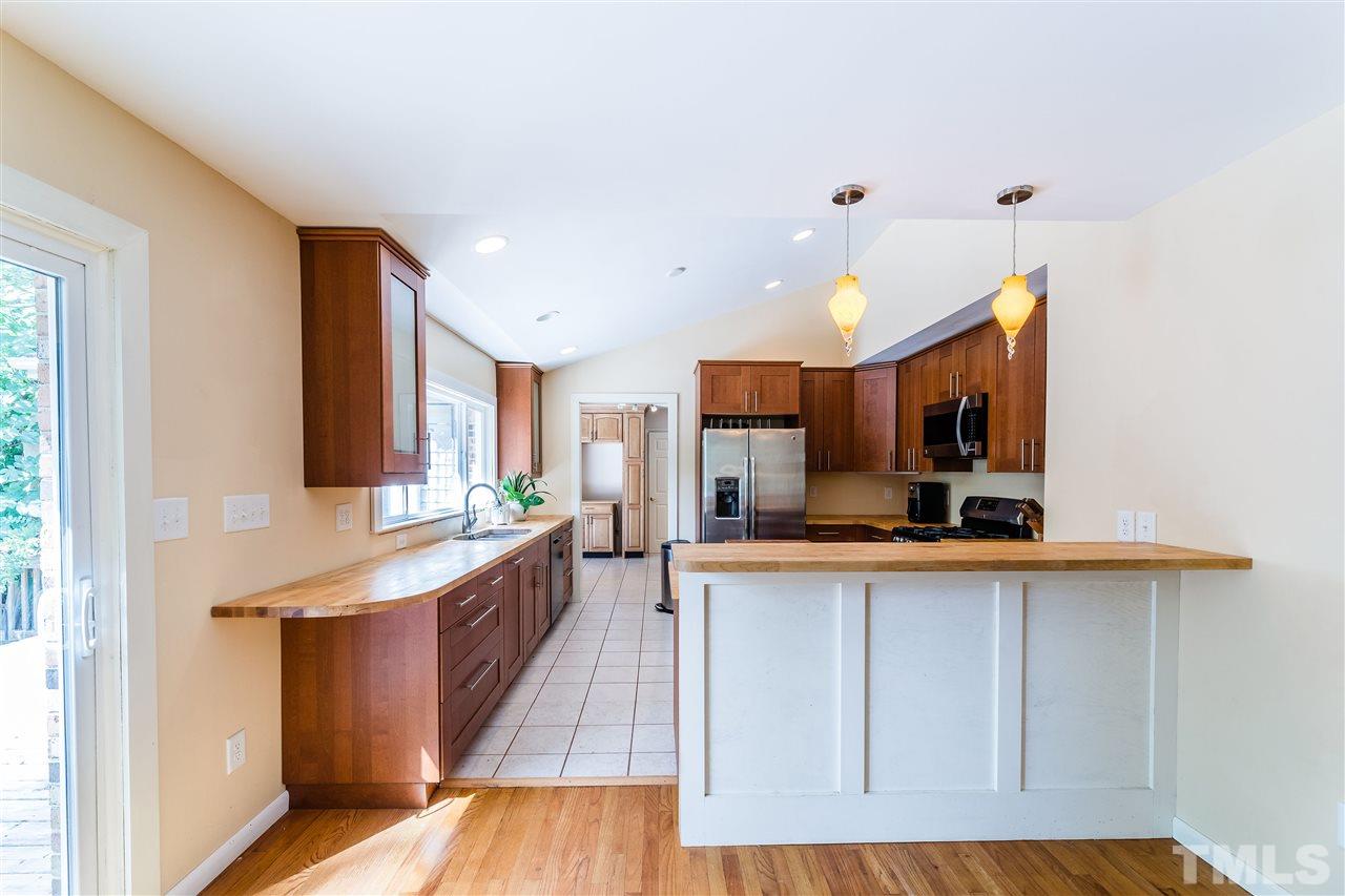 920 Merwin Road Raleigh, NC 27606 - Photo 10 of 24