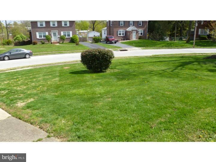 675 Dutton Circle Springfield, PA 19064 - Photo 5 of 24 Exterior Front