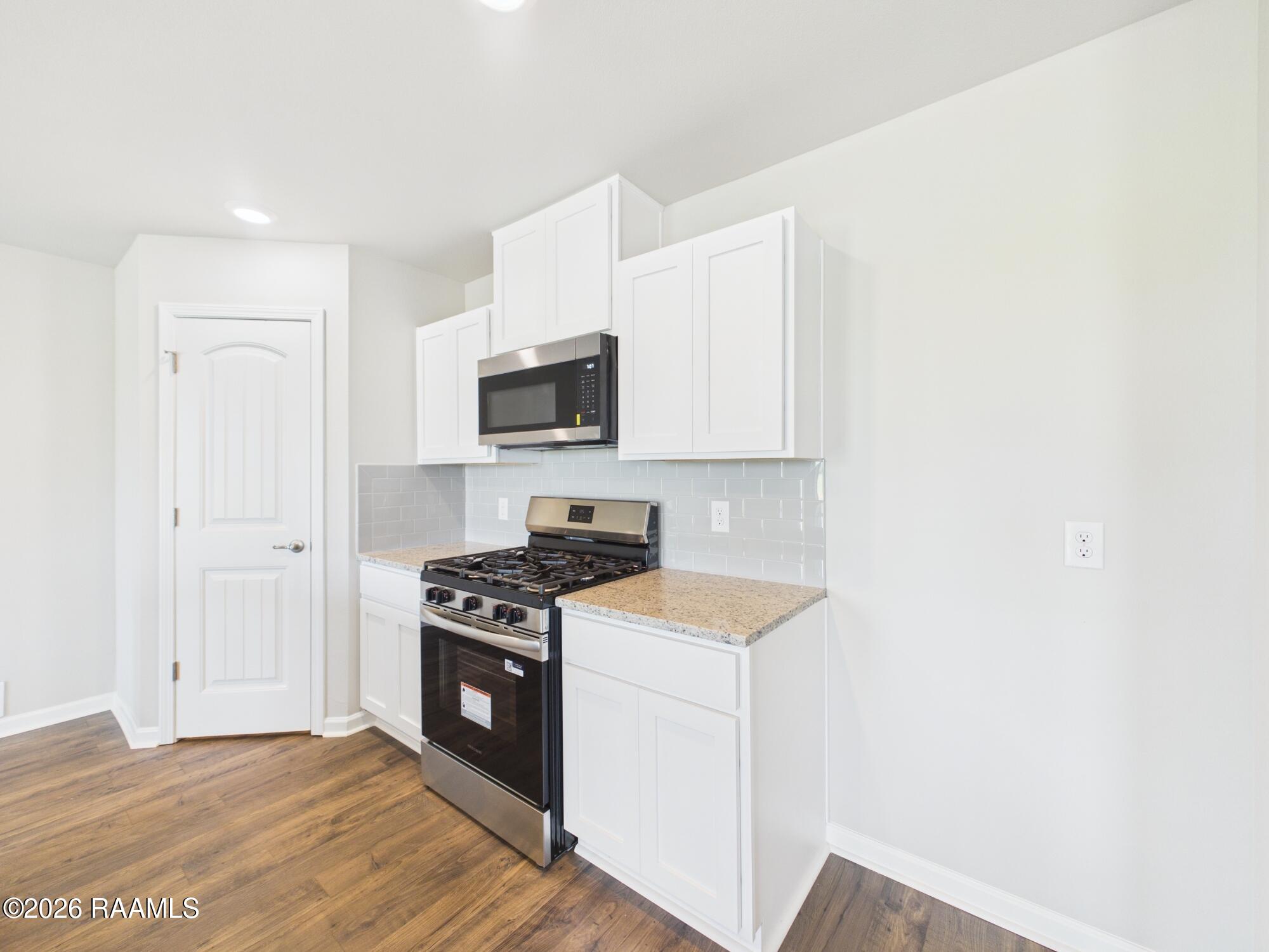 154 Grazin Duson, LA 70529 - Photo 10 of 32 CAM06258G6-PR0111-STILL031