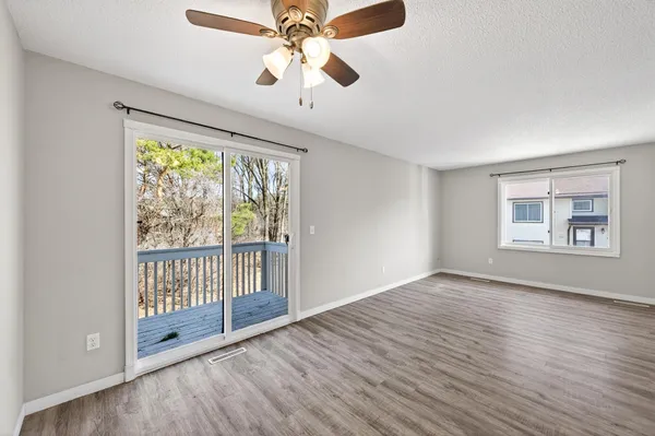 $235,000 | 5 Cameo Lane, Unit D, Circle Pines, MN 55014