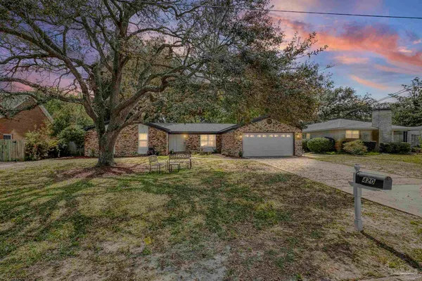 $745,000 | 420 Dolphin Street, Gulf Breeze, FL 32561