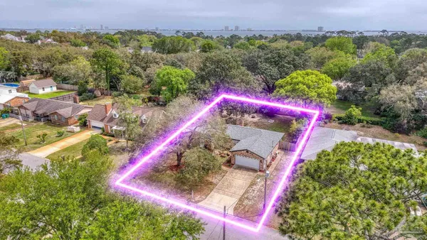 $745,000 | 420 Dolphin Street, Gulf Breeze, FL 32561