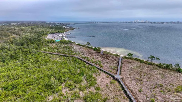 $745,000 | 420 Dolphin Street, Gulf Breeze, FL 32561