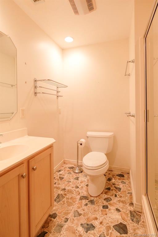 209 Walnut Ridge Road, Unit L209 205 Brevard, NC 28712 - Photo 16 of 28 Gallery Image 16