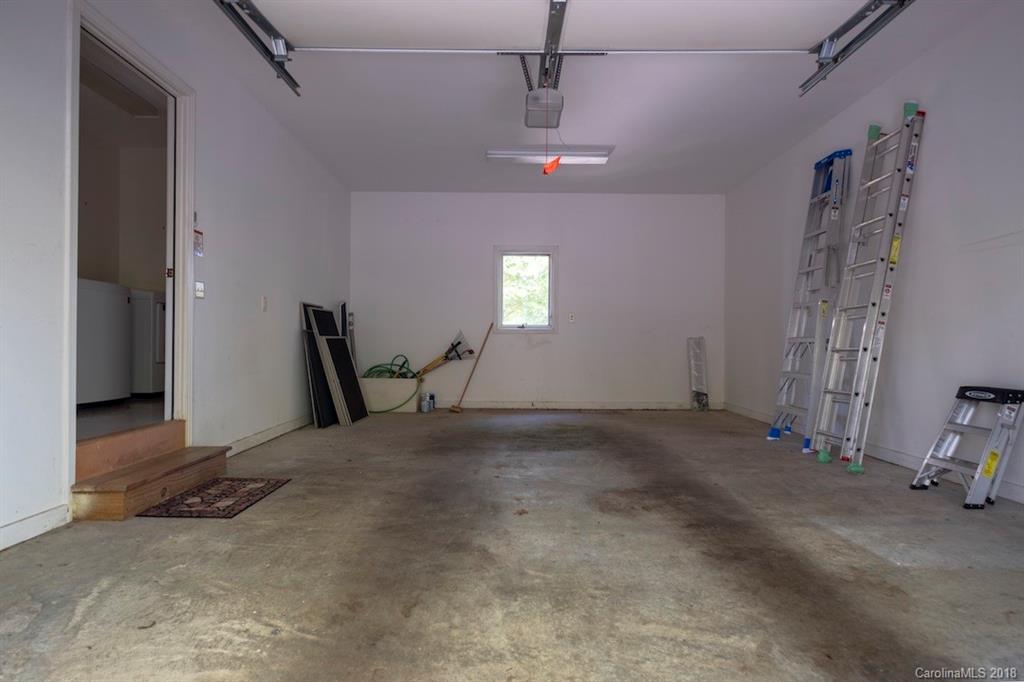 209 Walnut Ridge Road, Unit L209 205 Brevard, NC 28712 - Photo 19 of 28 Gallery Image 19