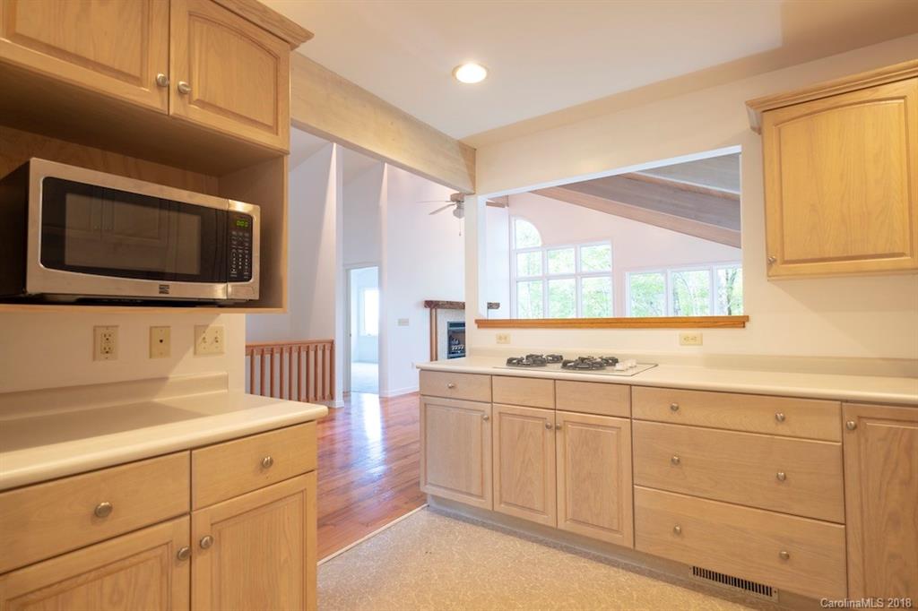 209 Walnut Ridge Road, Unit L209 205 Brevard, NC 28712 - Photo 7 of 28 Gallery Image 7