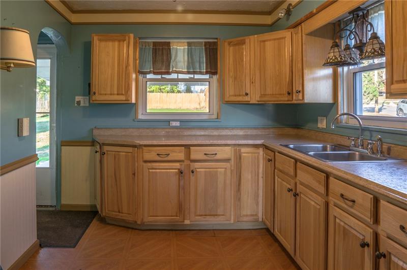 2859 Leechburg Road Lower Burrell, PA 15068 - Photo 12 of 20 Gallery Image 12