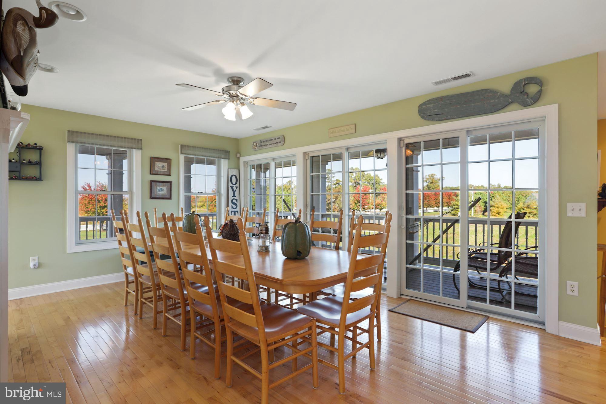 21367 Island Club Road Tilghman, MD 21671 - Photo 14 of 30 2nd Floor Dining Area