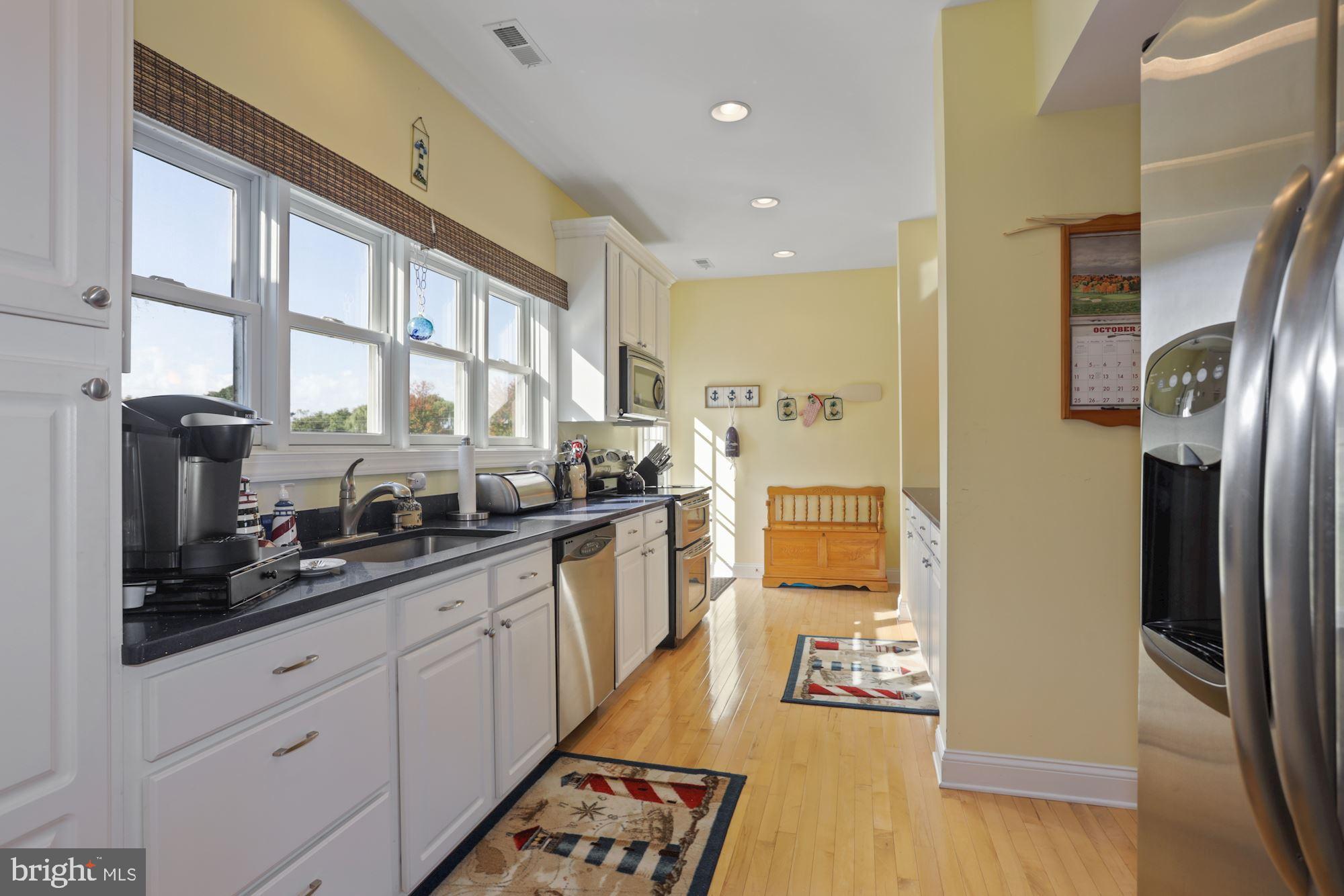 21367 Island Club Road Tilghman, MD 21671 - Photo 9 of 30 Kitchen