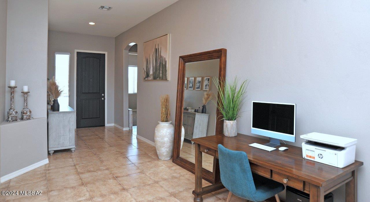 13867 East Bear Back Ridge Place Vail, AZ 85641 - Photo 5 of 40 Gallery Image 5