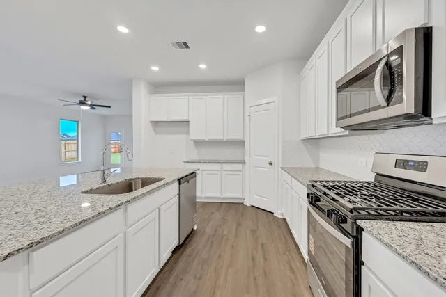 $355,990 | 340 Palero Path, Brookshire, TX 77423