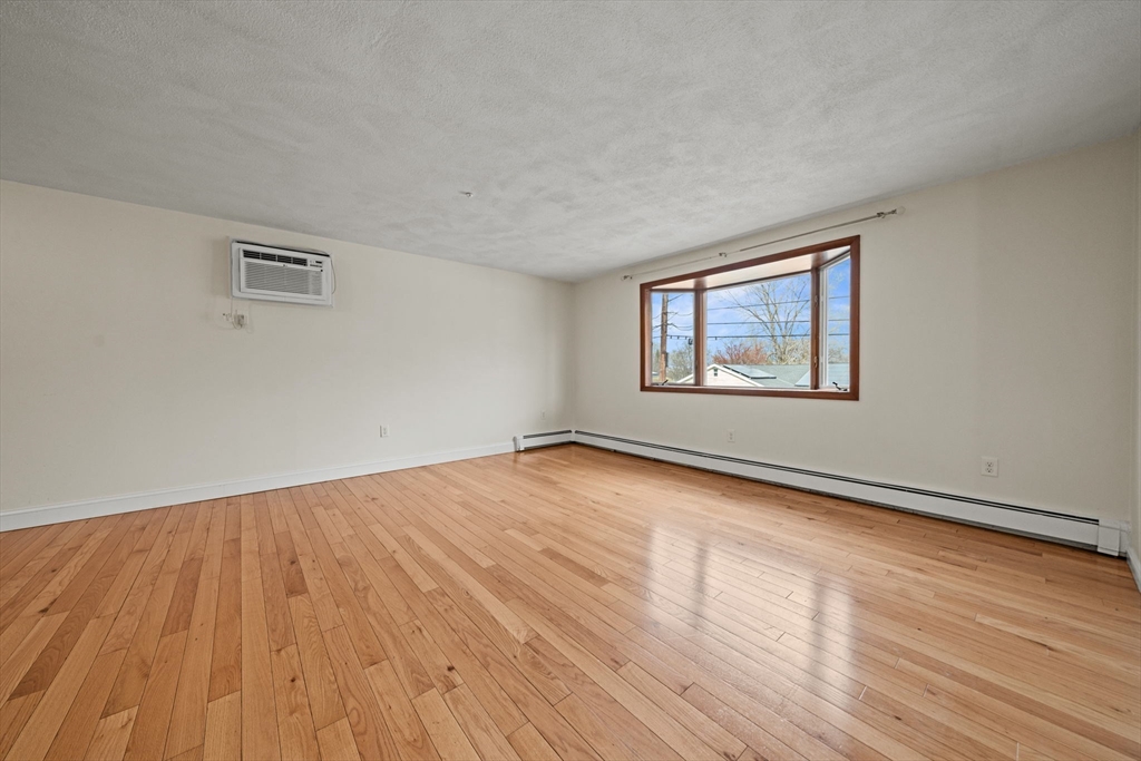 23 Buttaro Road Woburn, MA 01801 - Photo 3 of 28 Gallery Image 3