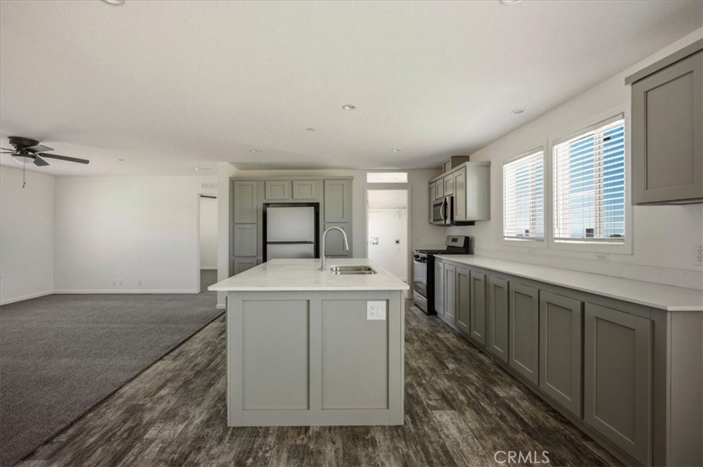 1775 Saratoga Road Pinon Hills, CA 92372 - Photo 10 of 35 Gallery Image 10
