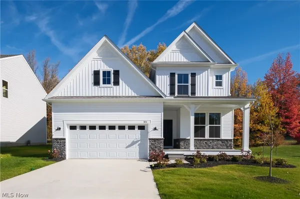 $499,990 | 3831 Golden Wood Way, Green, OH 44685