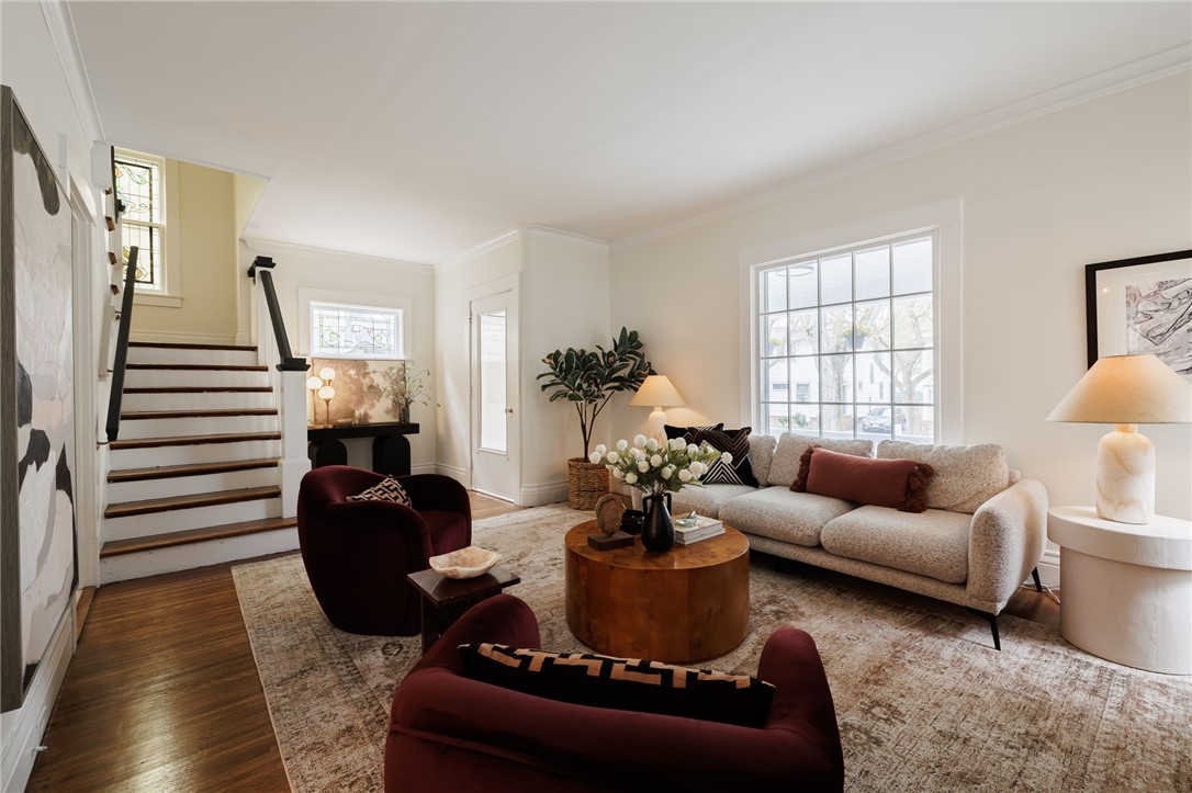 1085 Harvard Street Rochester, NY 14610 - Photo 5 of 31