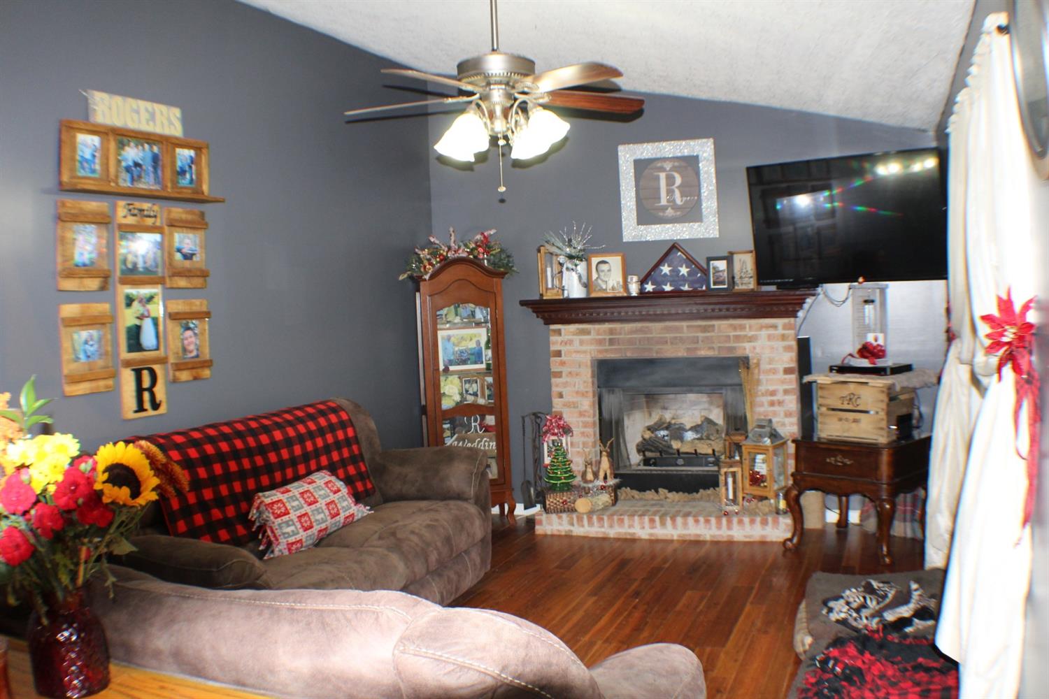 7957 Hominy Ridge Road Florence, IN 47020 - Photo 4 of 56
