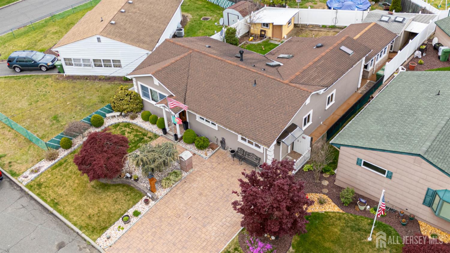 95 Pinetree Drive Sayreville, NJ 08859 - Photo 7 of 12