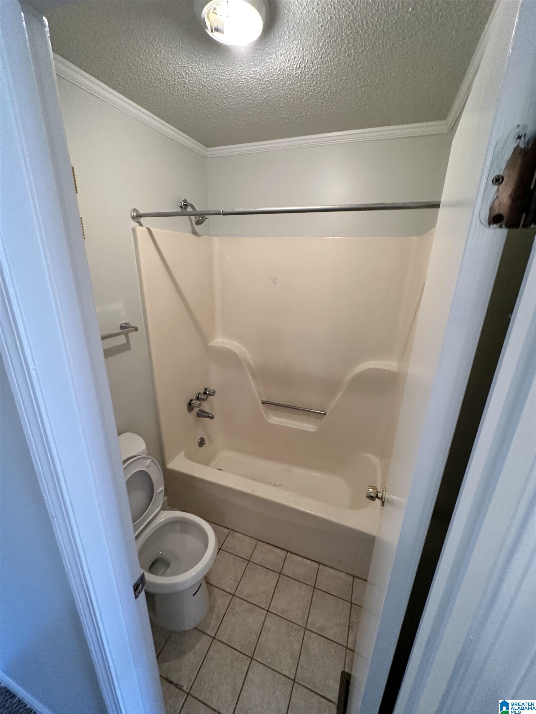 6249 Crest Green Road Birmingham, AL 35212 - Photo 7 of 10